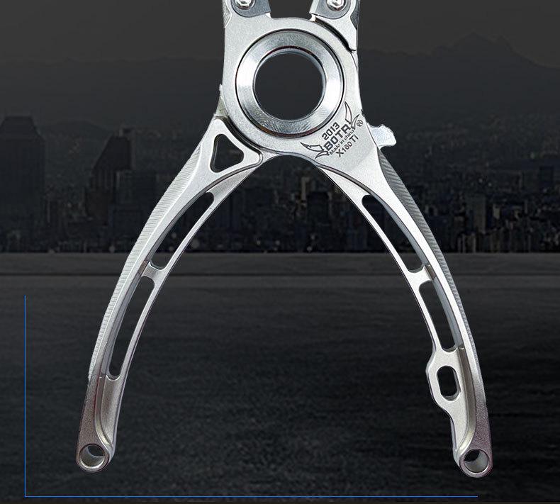 Titanium Gold Edition Multifunctional Pliers: 25 Models Pig Bait Lure, PE Line Scissors, Hook Remover, Precision Forged Split Ring Opener.