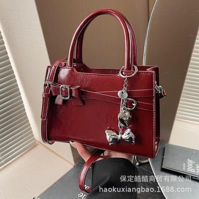 Premium Sense Niche Bag Women's Spring and Summer 2025 New Retro Shoulder Messenger Bag Casual Women's Portable Tote Bag