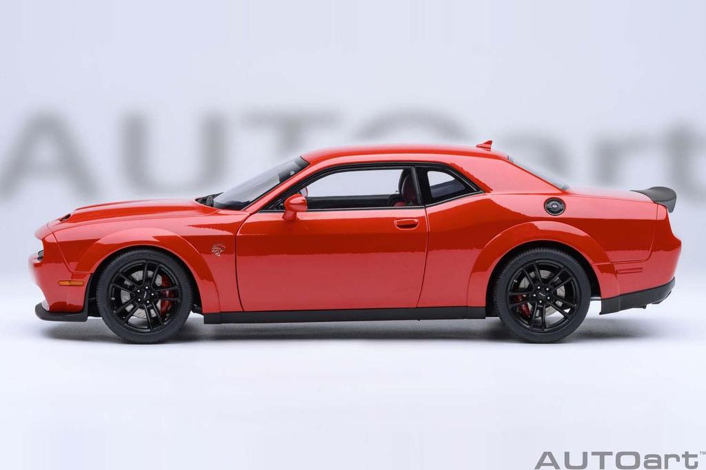 AUTOart Dodge Challenger SRT Jailbreak 2022 Finished Model 71764 1/18 (Red [TORRED])