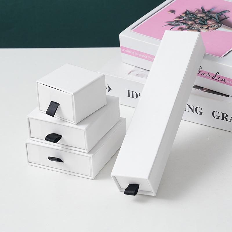 

Rectangular Hard Cardboard Jewelry Box for Necklace, Ring, or Bracelet Gift Packaging