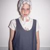 MOROA Lace triangular scarf-White