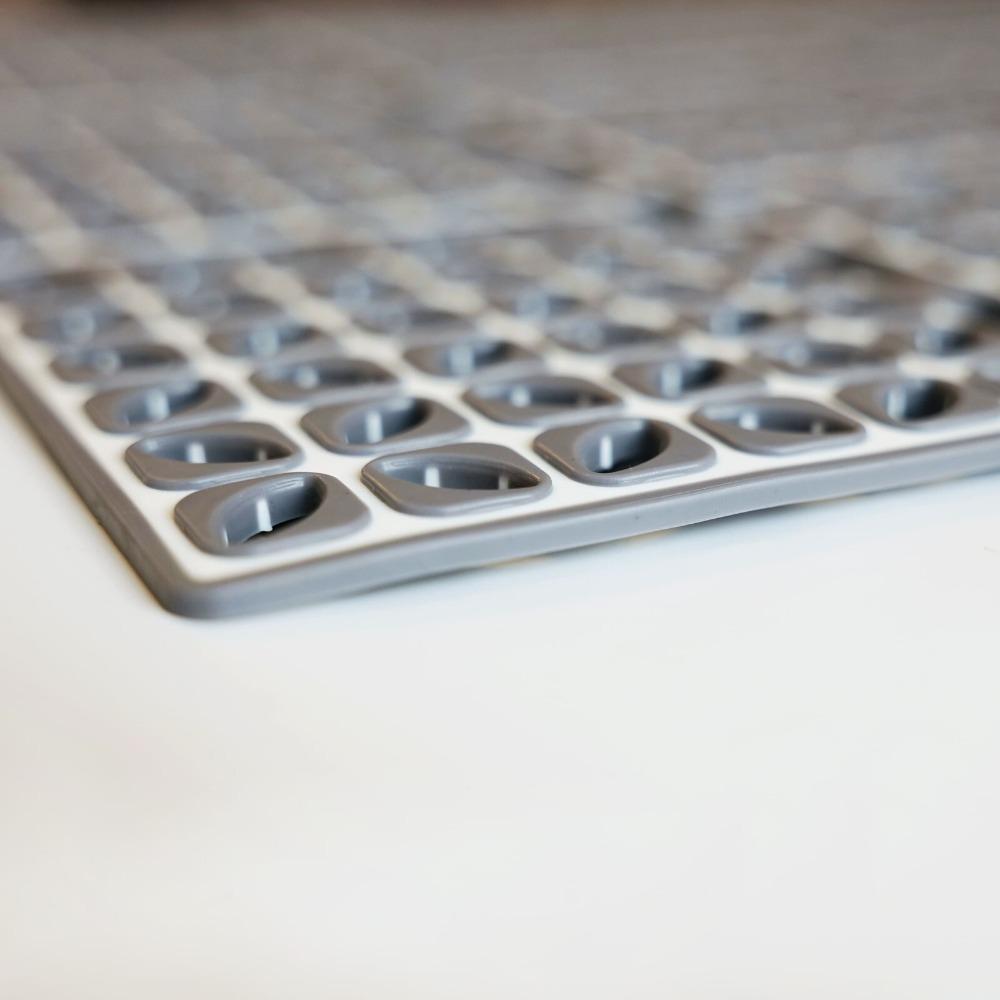 Tapis de Bain Antidérapant 60x60cm Tapis de Douche Carré Caoutchouc Anti-Moisissure Tapis de Sol à Forte Ventouse Sécurité Salle de Bain Ensemble de Salle de Bain de Luxe