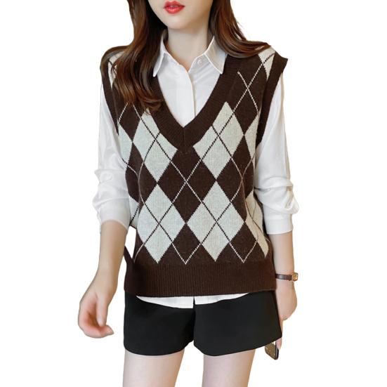 Women's Diamond Plaid Pattern Knitted Vest Loose V Neck Sleeveless Pullover Tank Top Casual School Sweater Top