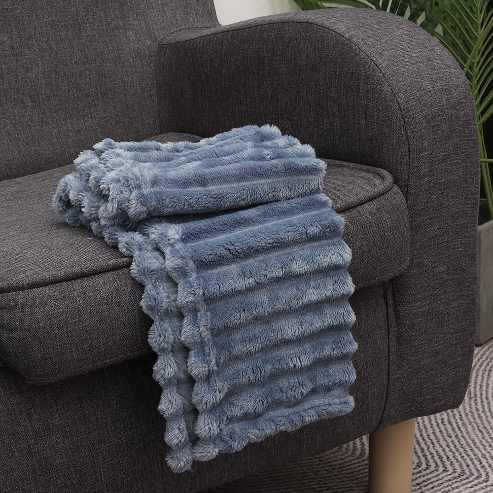 New Double Sided Warm Blanket Skin-Friendly Warm Conditioning Quilt Breathable Solid Color Striped Blankets