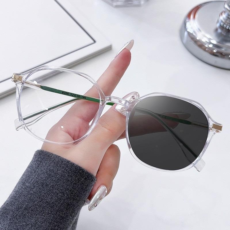 Pochromic Anti Blue Light Pochromic Glasses for Women Large Frame High Aesthetic Value Square Frame