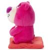 Personaj Pixar Lotso, o jucărie de pluș de aproximativ 9 cm înălțime