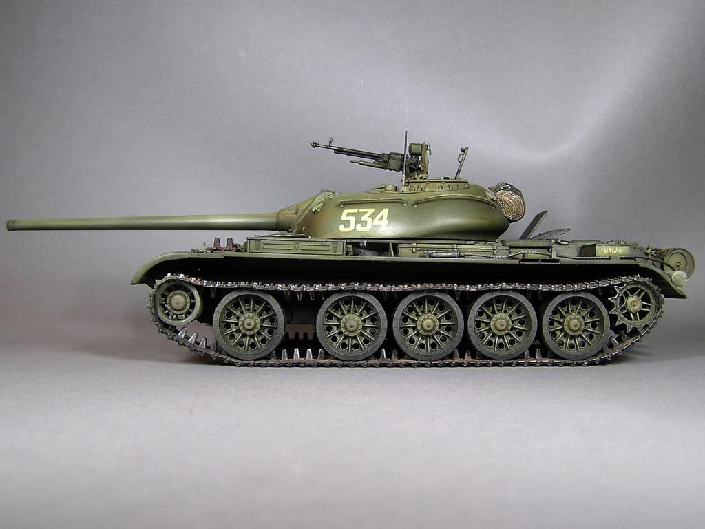 MiniArt Scale Soviet Full Interior Plastic Model Kit MA37004 1/35 T-54-2 MOD.1949