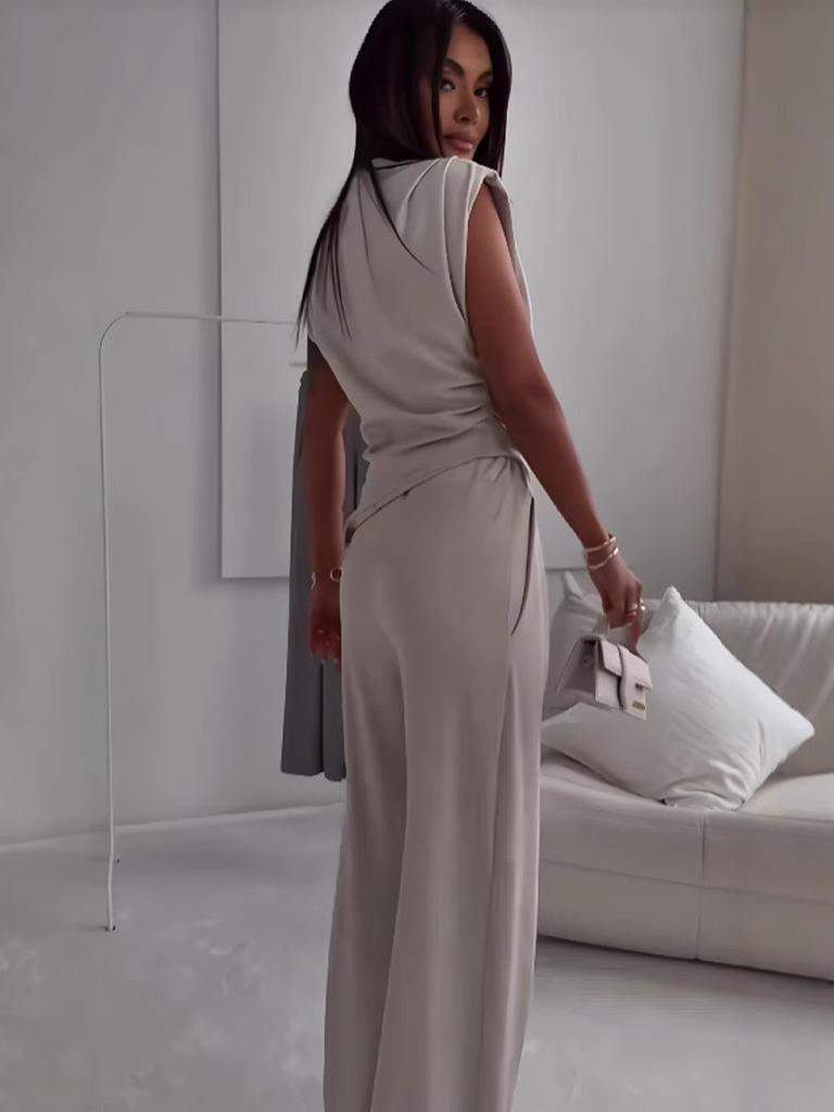 Spring/Summer Season Men's Women's Casual Fashion Set