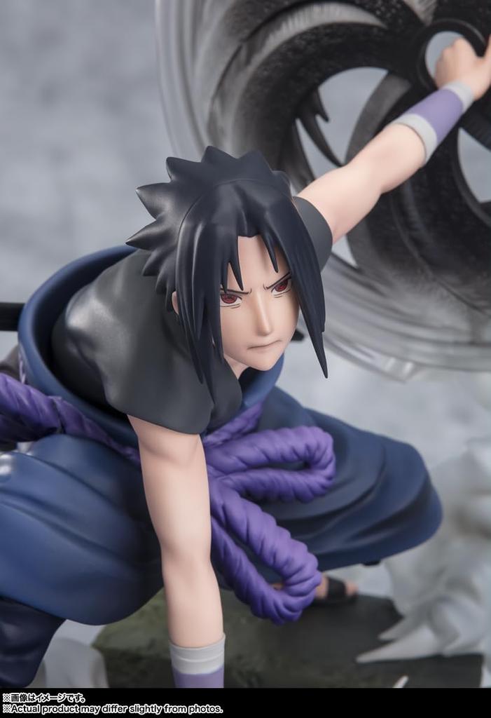 Figuarts ZERO [Super Fierce Battle] Naruto Shippuden Uchiha Sasuke - Lumina și Întunericul Sharinganului Mangekyo - Aprox.. 200mm ABS & PVC