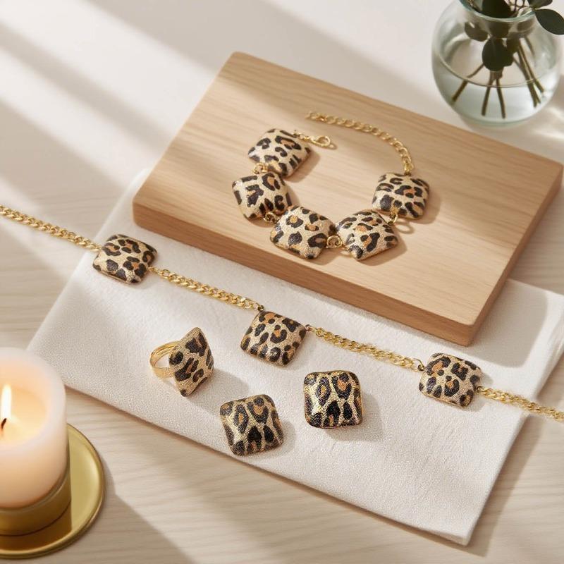 Retro Leopardendruck geometrische Ohrringe, Halsketten, Schmucksets, Nischendesign-Sinn, Herbst- und Wintertemperament, fortgeschrittener Sinn