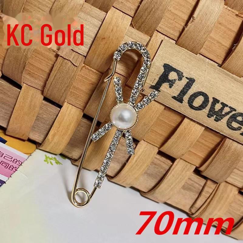 Waist-Slimming & Anti-Exposure Brooch Pin – Clothing Accessory for Secure Fit