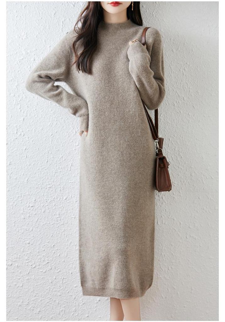 Women's Loose Knit Wool Dress with Round Neck - Over-the-Knee Length, Korean Style, Suitable for Autumn and Winter.