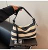 Shoulder bag, rainbow straw woven bag, seaside vacation style, simple and versatile bucket bag texture, casual and fashionable
