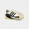 Încălțăminte unisex – Adidaşi