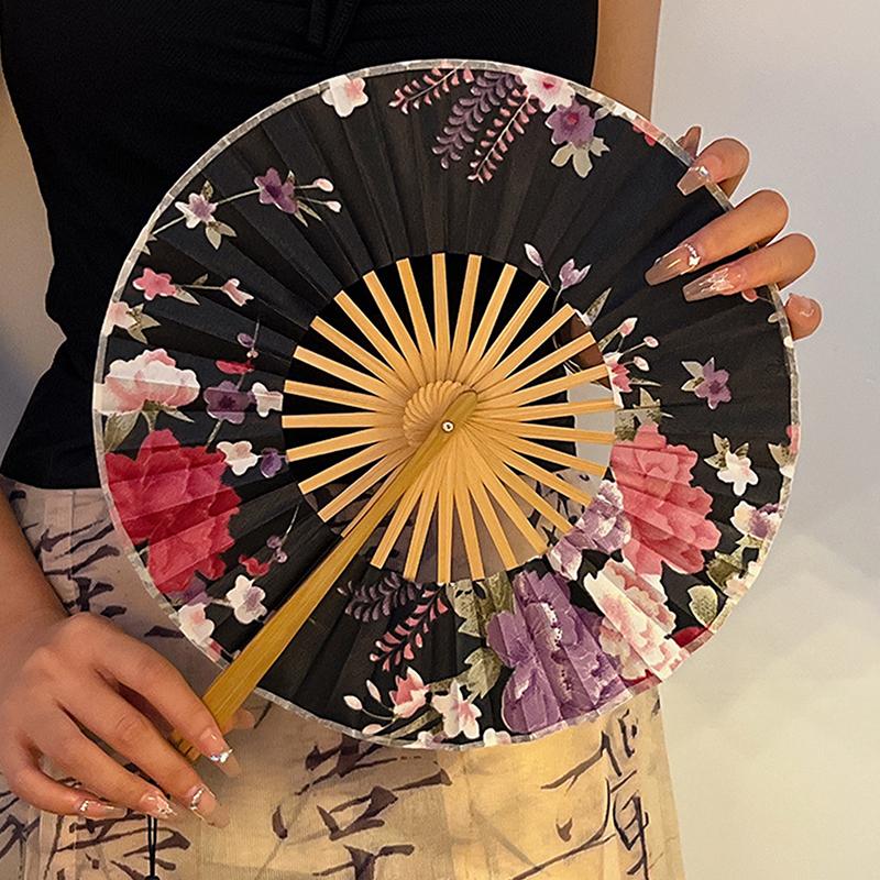 Summer With Cheongsam Portable Hand-Shaking Bamboo Fan Chinese Style Hanfu  Chinese Style Ink Silk Folding Fan Ancient Fan