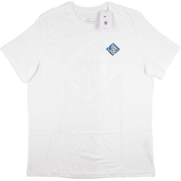 

Nike Футболка с коротким рукавом и круглым вырезом, с графическим принтом, мужская, белая DH7666-100 XL