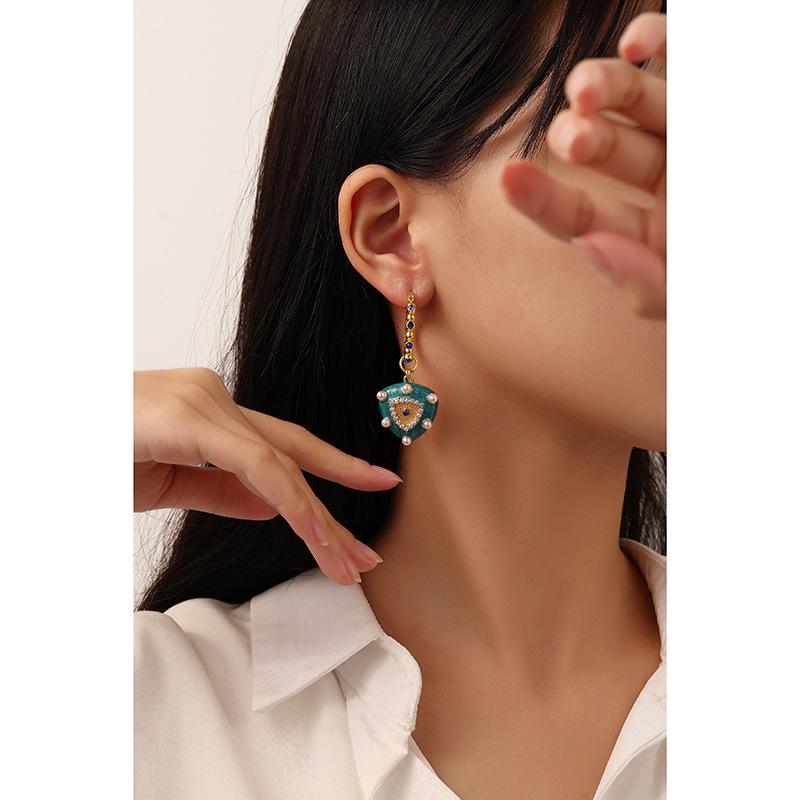 Vintage French Heart Pendant Earrings - High-End, Retro Style with Drip Oil Detailing