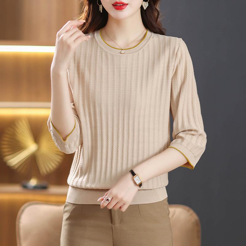 Women's Knitted T-shirt  Seven Quarter Sleeved Versatile Top for Middle-aged Mothers Summer Knitted Base Shirt