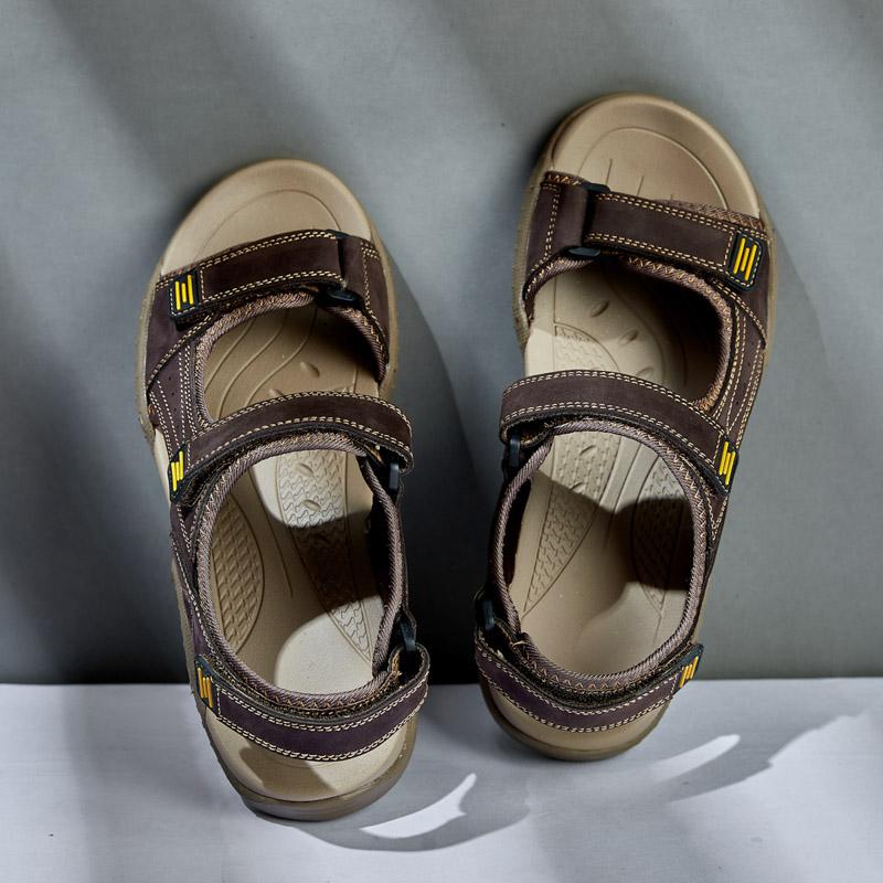 New Mens Summer Sandals High Quality Outdoor Walking Beach Sandals Roman Genuine Leather Casual Shoes Retro Comfortable Sneakers
