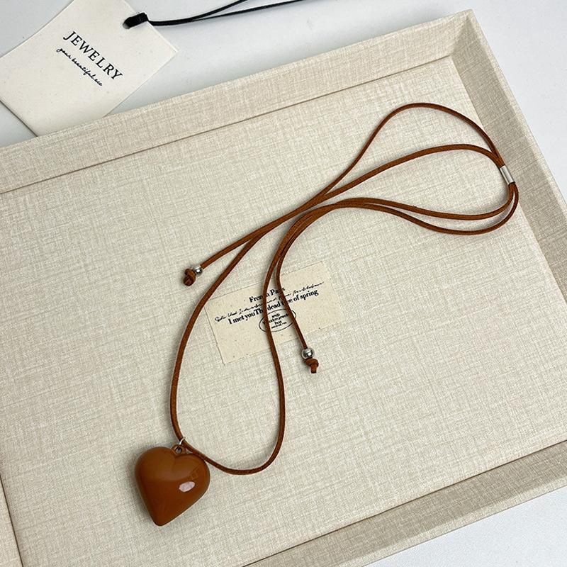 Collar con colgante de corazón estilo blogger coreano - Cadena de suéter ajustable larga de cordón de cuero para mujer