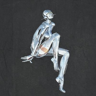 Vintage Hajime Sorayama Sexy Robot Graphic Black 90s Y2K Sz.L REPRINT Unisex T-Shirt