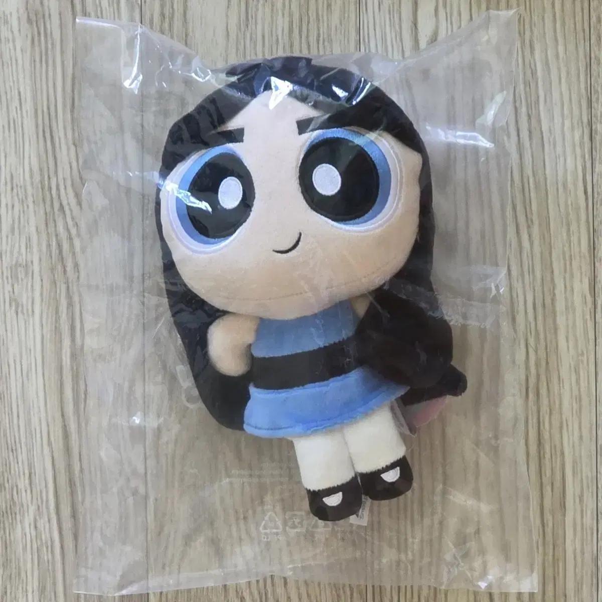 

(нераспечатанный) Кукла Powerpuff Girl Medium Newjeans Minji Newjeans Minji