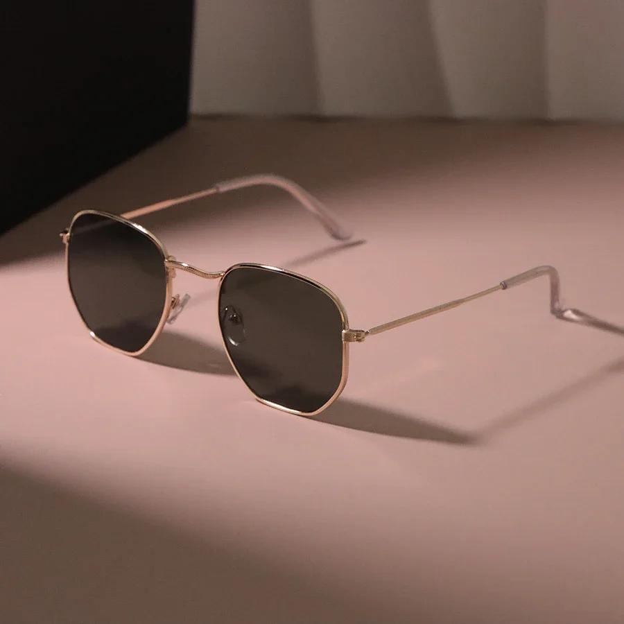 

Elegant Square Sunglasses ladies Men Outdoors Casual Sun Glasses Female Male Designer Mirror Travel Shades Oculos De Sol Other