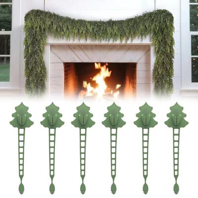 Christmas Wreath Hanger Silicone Xmas Garland Holder Reusable Adhesive Straps Wreath Holder for Mantel Fireplace Front Door Festive Decoration