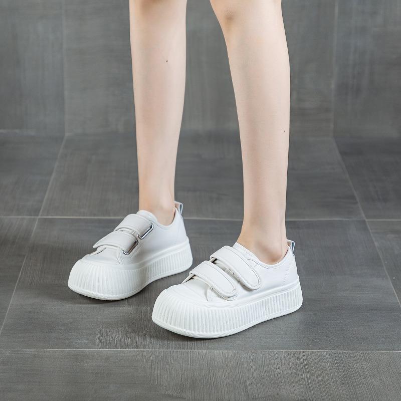 New leather little white shoes women's round head thick sole Velcro casual sports biscuits four seasons shoes women