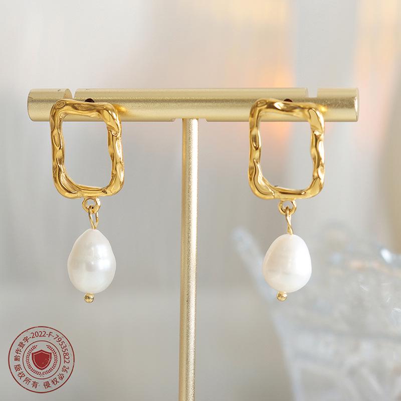 

Geometric Rectangle Freshwater Pearl Titanium Steel Earrings