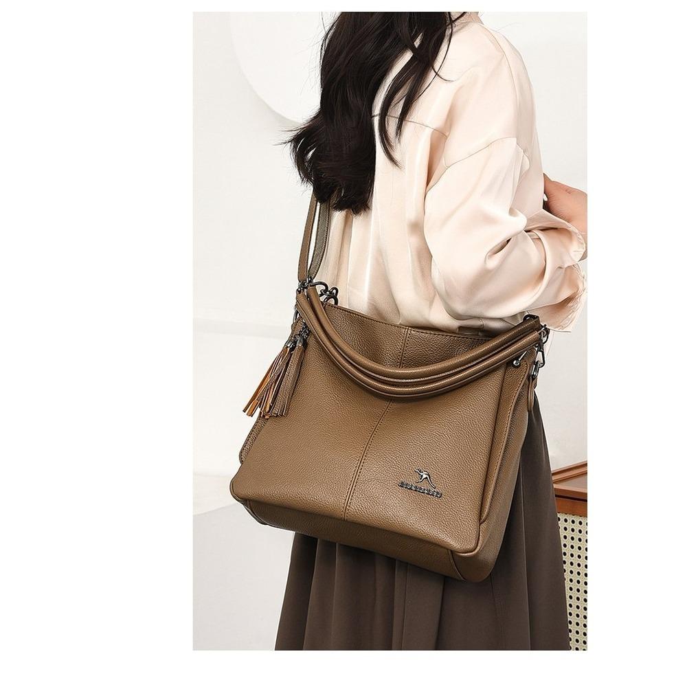 Lightweight Large Capacity Faux Leather Multipurpose Storage Bag for Daily Use