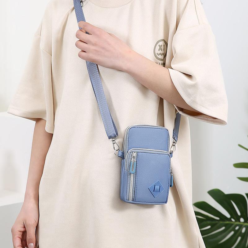 Slim Crossbody Phone Wallet – Water-Resistant Nylon Bag for Women, Adjustable Strap