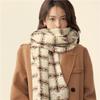 New High end Versatile Korean Version Autumn and Winter Plaid Student Scarf for Men and Women Versatile Retro Thickened Warm Scarf for Men