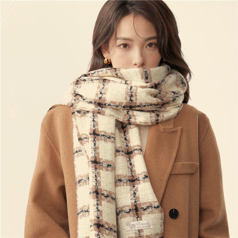 New High end Versatile Korean Version Autumn and Winter Plaid Student Scarf for Men and Women Versatile Retro Thickened Warm Scarf for Men