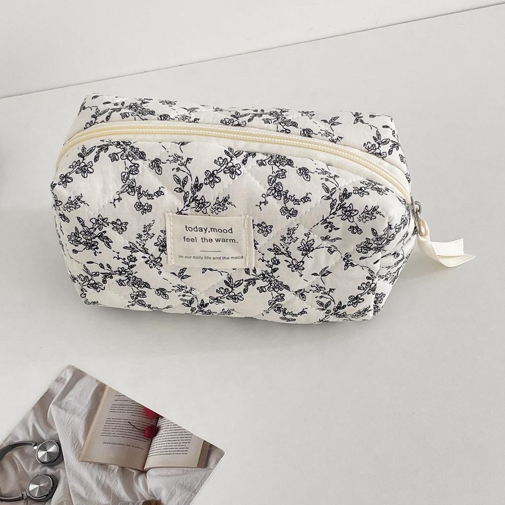 Cotton Floral Travel Makeup Bag With Large Capacity For Daily Use