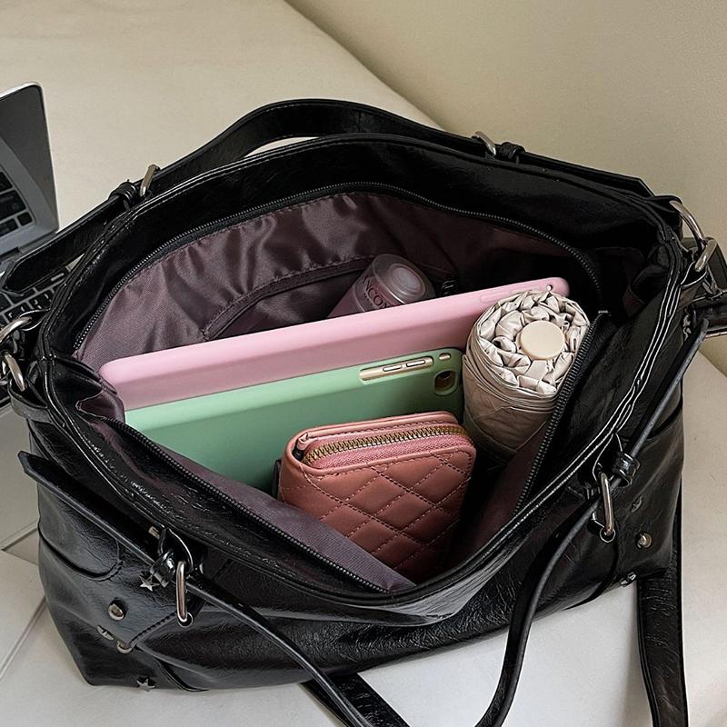 Women's Fashion Y2K Hot Girl Motorcycle Bag Vintage Solid Color Large Capacity Rivet Decor Shoulder Crossbody Bag CLE