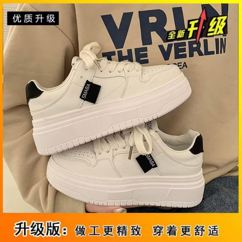 Little white shoes women's new versatile women's shoes autumn breathable thick-soled casual board shoes women's sports shoes