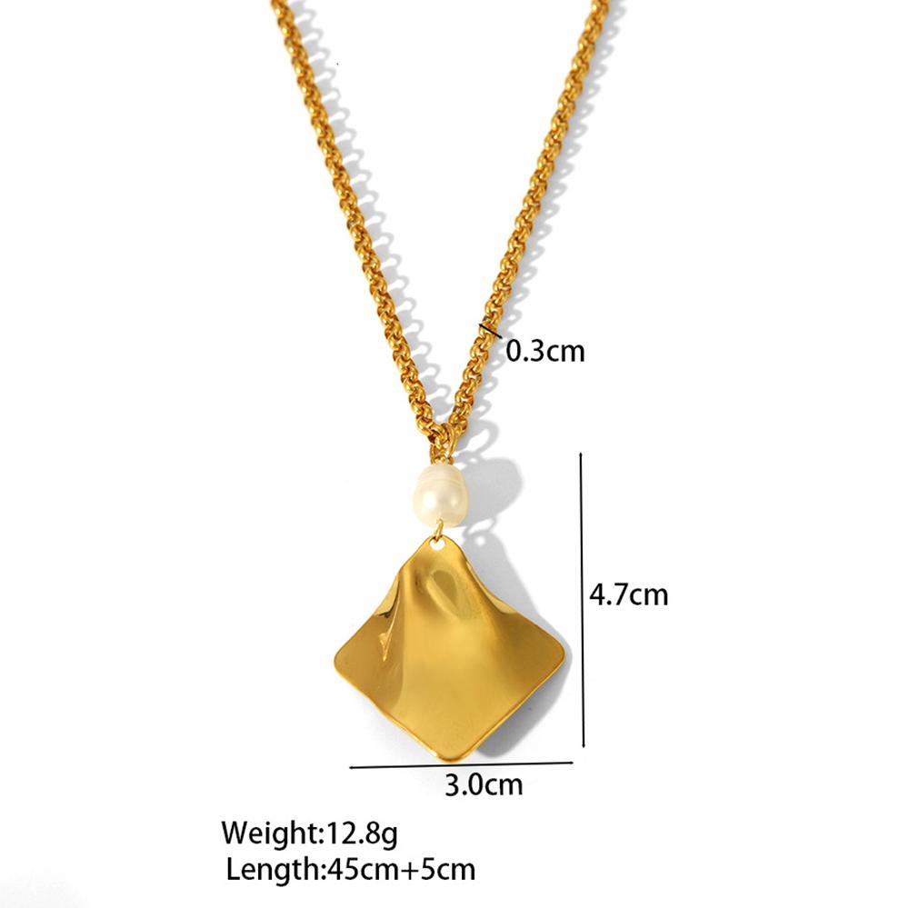 Yori Trendy Heart Butterfly Fashion Pendant Clavicle Necklace for Women Stylish Unique Rust Proof Metal Daily Neck Jewelry Bijou