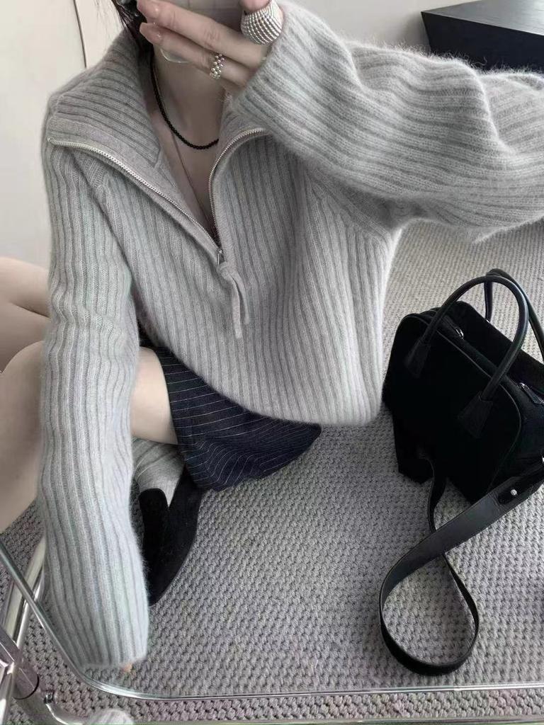 Women's Pure Wool Half-Zip Pullover: Autumn & Winter Korean Style, Loose Fit, Slimming, Thick Knit Sweater.