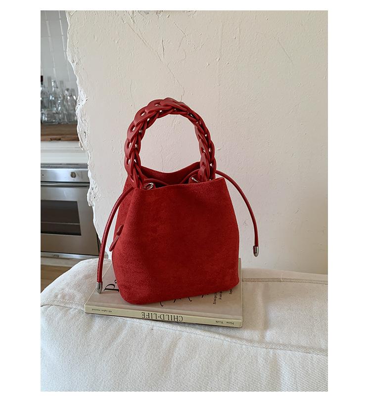 Vintage Frosted Texture Bucket Bag Woven Vegetable Basket Bag, New Fashionable Niche Design, Single Shoulder Crossbody Bag