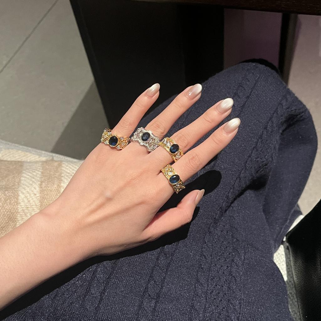 Italian Woven Gold Hollow Lace Two-Color Gold With Diamonds Blue Pointed Crystal Colored Treasure Ring Brati Counter With