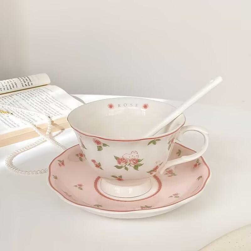 Cute coffee cups and saucers set, high-value afternoon tea ins style, girl pink ceramic mug, hand-painted ins style 200-400ml