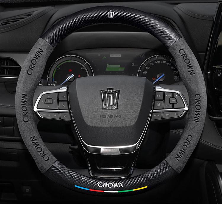 Toyota Crown Land Cruiser 2021-2023 Suede Carbon Fiber Steering Wheel Cover