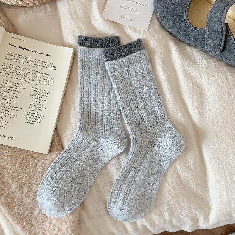 Simple and Versatile Wool Socks for Autumn and Winter, Boneless Socks, Mid-calf Socks, Color-blocked Double-screw Pile Socks