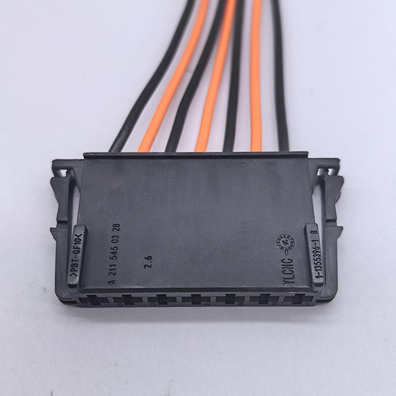 Rear Tail Light Bulb Wired Connector Plug A2115450328 Fits Mercedes W204 C-Class Connector Plug Bulb Mercedes W204 A2115450328