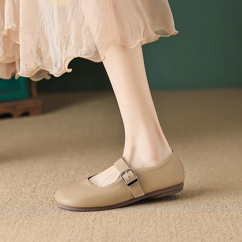 Weiwei Girl 520-1 French Mary Jane Fairy Style Flats - Women's Plus Size, Single Strap, Shallow Mouth.