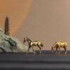 Starožitné mosazné figurky koní s dlouhým ocasem Miniatury Feng Shui Ornamenty Měď Zodiac Zvířata Mini Desktop Dekorace Řemesla