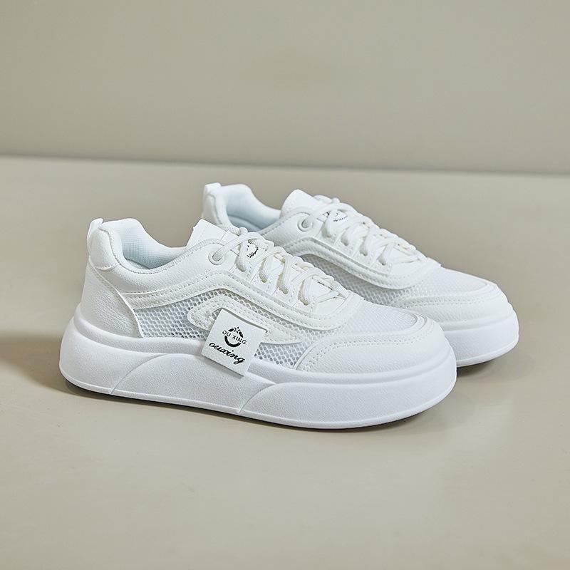 

2025 Summer Women s Korean Style White Sneakers: Height Increasing, Breathable, Trendy Skateboard Shoes 38 білий