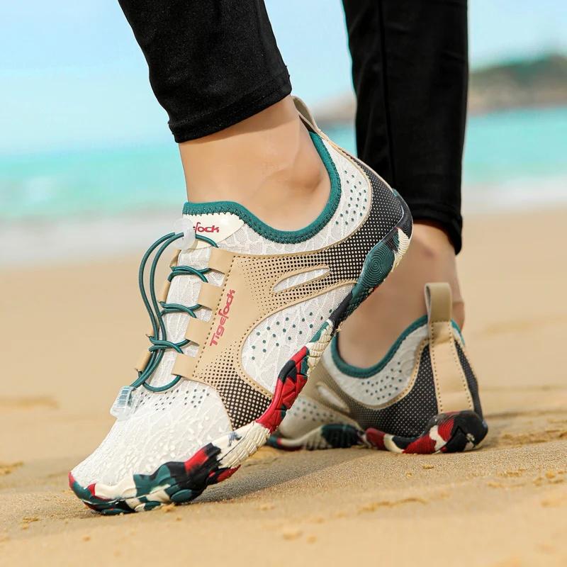 Wasserschuhe Badeschuhe Flussaufwärts Waten Barfuß Strandschuhe Erwachsene Fitnessstudio Outdoor-Training Schuhe Unisex Schnelltrocknend Atmungsaktiv