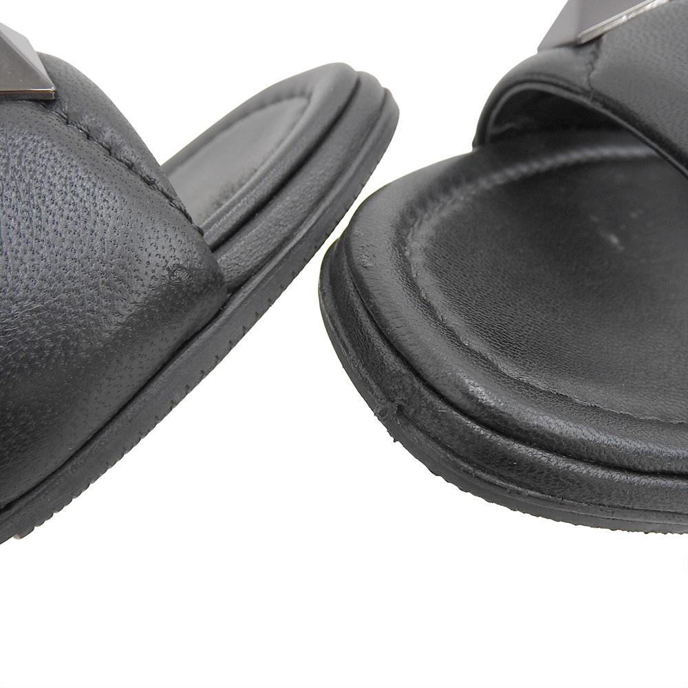 Valentino Garavani Women's Leather Pyramid Studs Open-Toe Heel Sandals, Black, Size 36, VSW BK3 Shoes 36 blackUsed